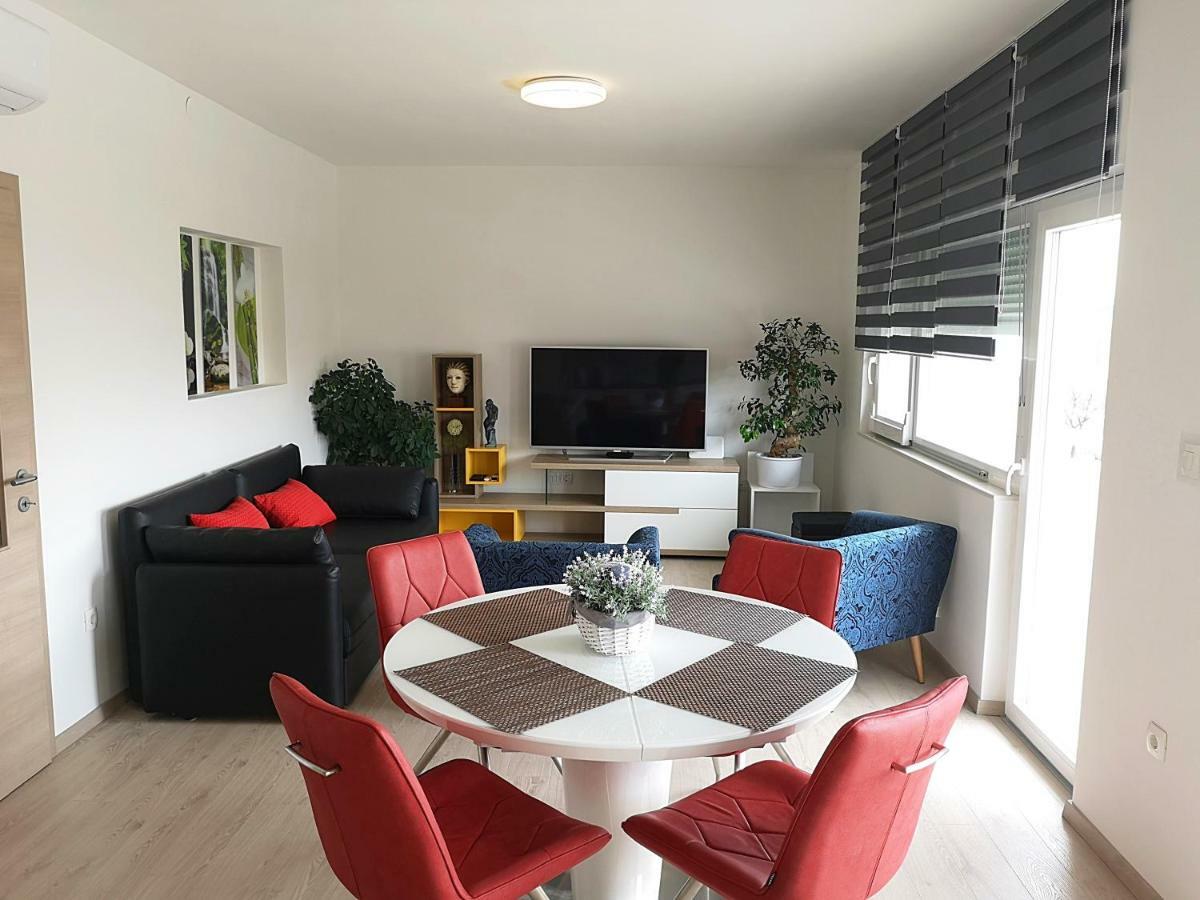 Ac Apartment With 2 Bedrooms And 2 Bathrooms-Free Private Parking Split Zewnętrze zdjęcie